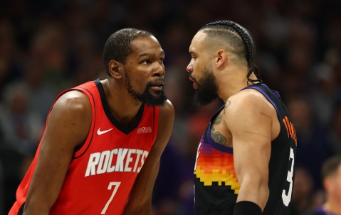 开云-去年KD和杰伦·格林大交易！今年火箭和太阳在首轮都以0-3落后